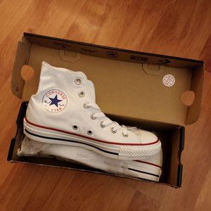 NEW White High Tops Converse Shoes, 6.5 Women